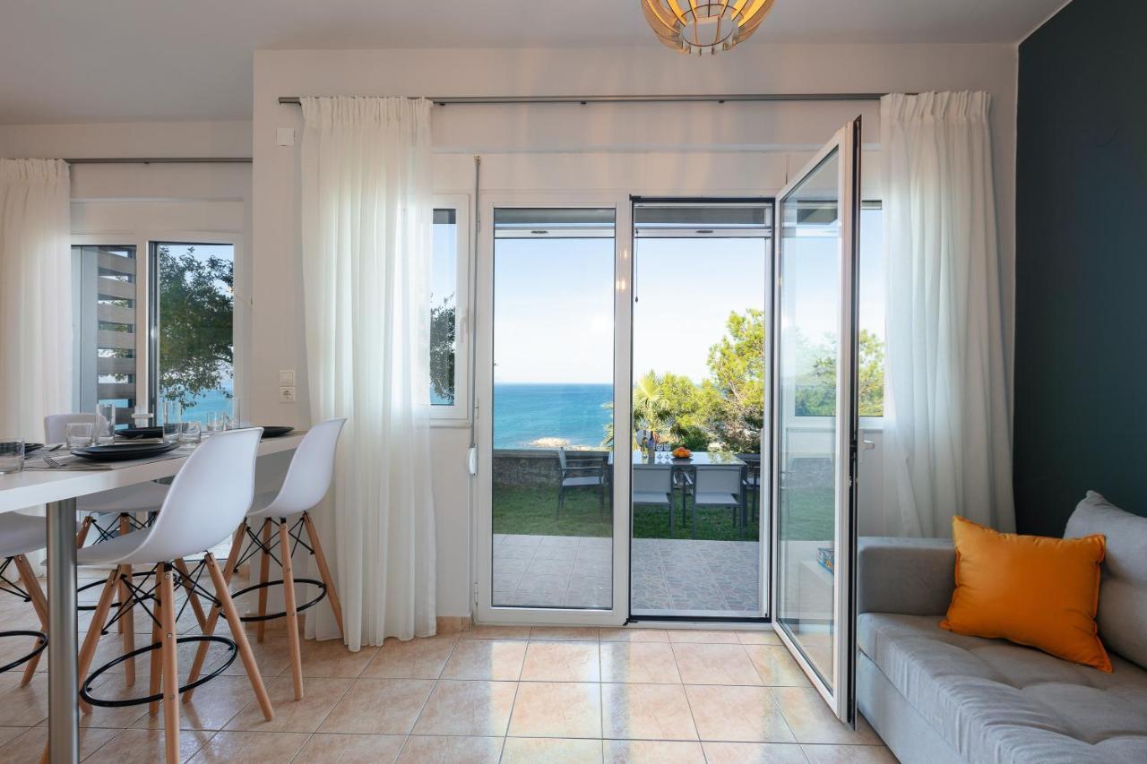 Pietra Di Mare Lejlighedshotel Petres  Eksteriør billede